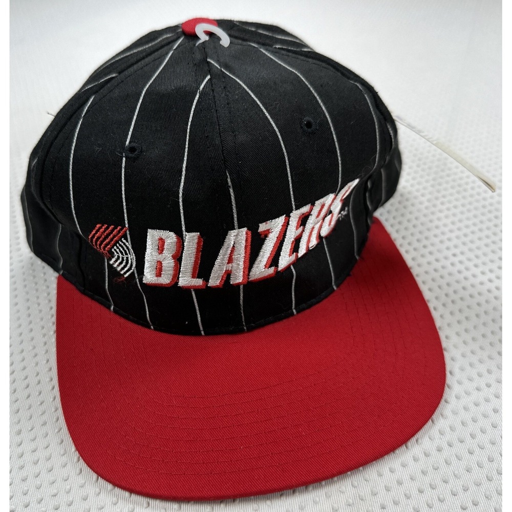 Starter Portland Trail Blazers Snap-Back Cap Hat Pinstripe Black Red Vintage NWT